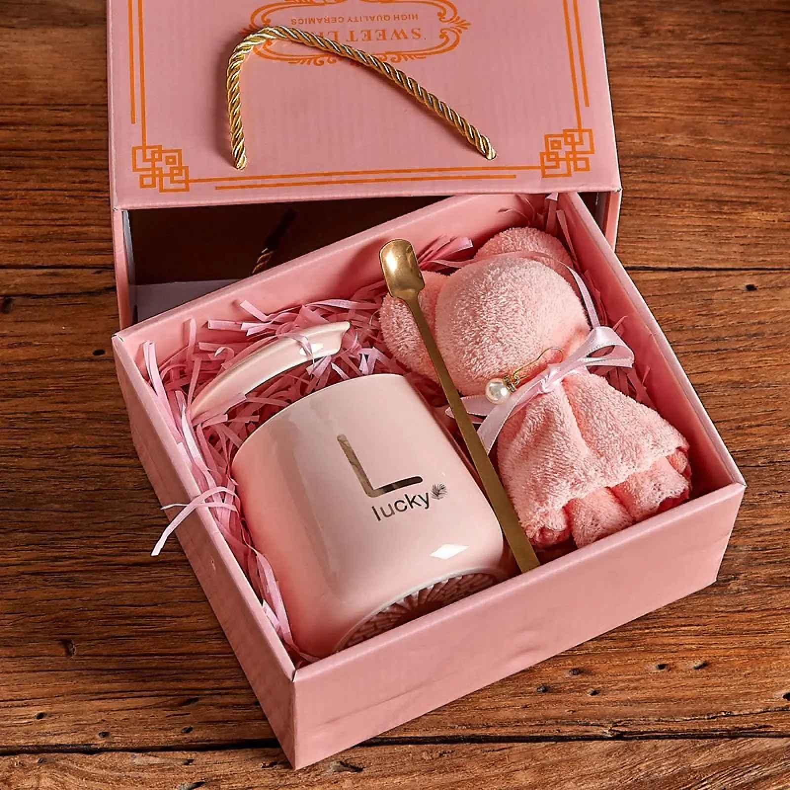 Teddy Cup Gift Box (Pink & White)